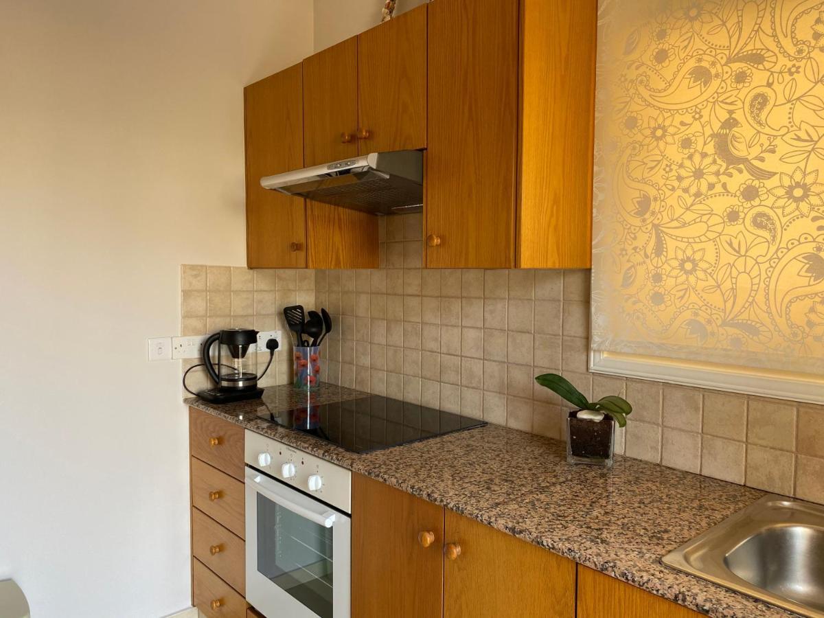 Holiday City Center Apartman Lárnaka Kültér fotó