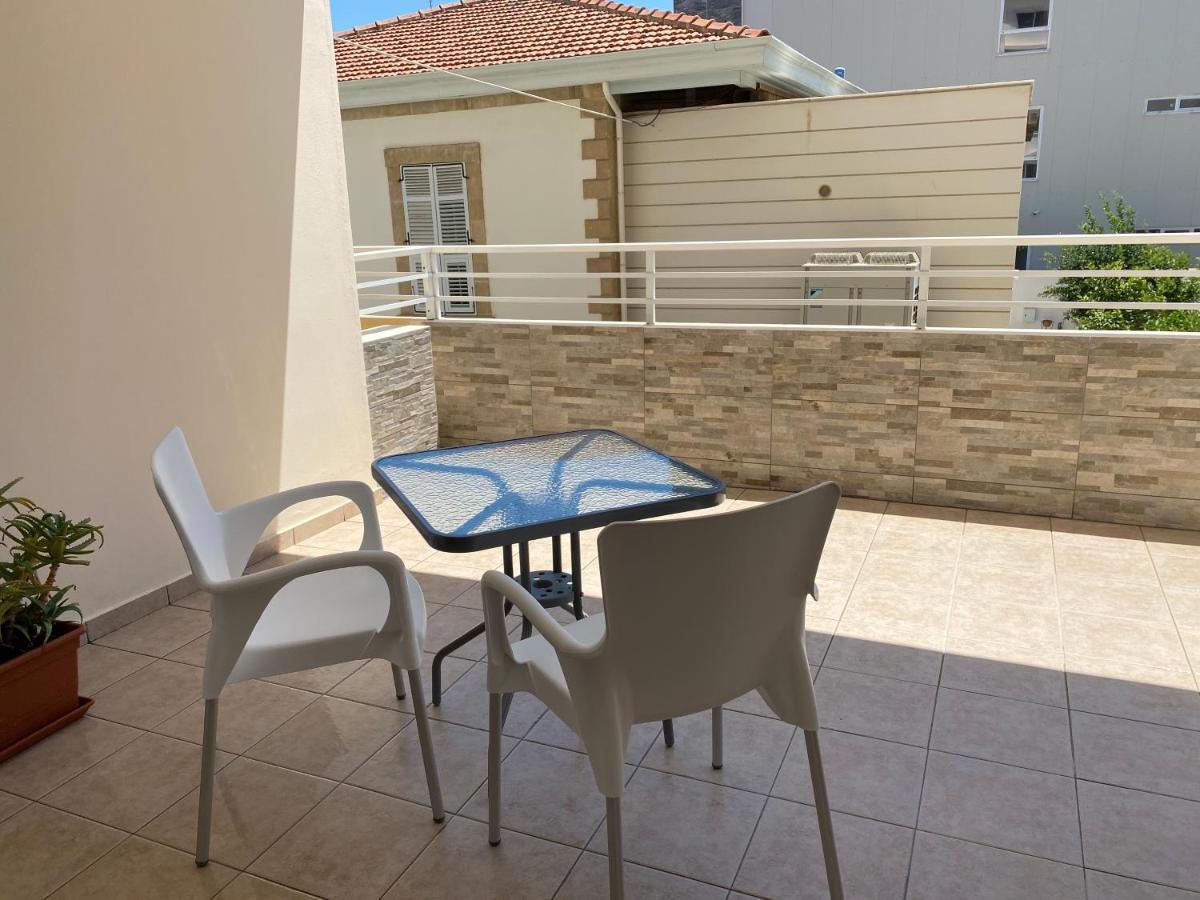Holiday City Center Apartman Lárnaka Kültér fotó