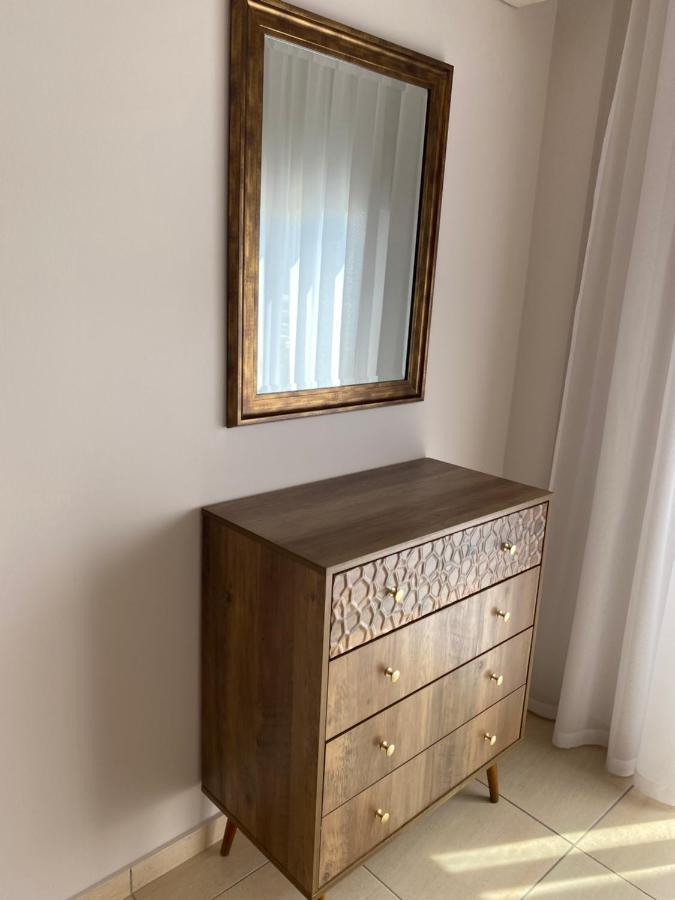 Holiday City Center Apartman Lárnaka Kültér fotó